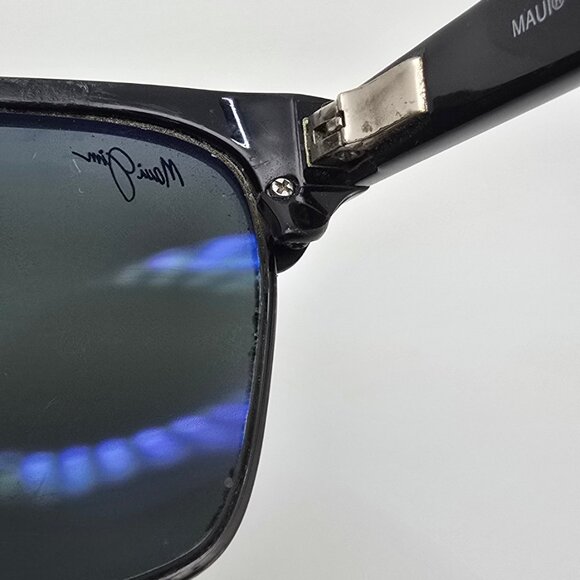 Maui Jim MJ-257-17C Kawika Black Frame Polarized Gray Gradient Lens Sunglasses - Picture 10 of 16